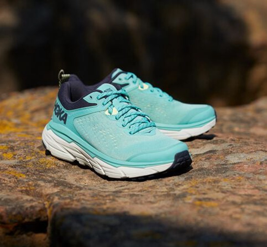 Hoka One One Womens Trail Shoes - Challenger ATR 6 - Blue/White - UTOZ84716